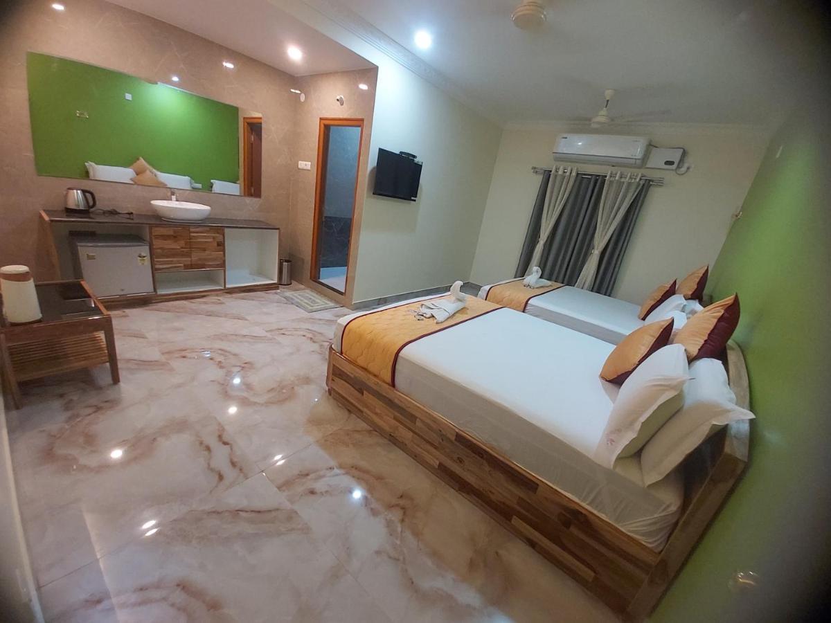 Hotel Ksr Grand Srikalahasti Εξωτερικό φωτογραφία