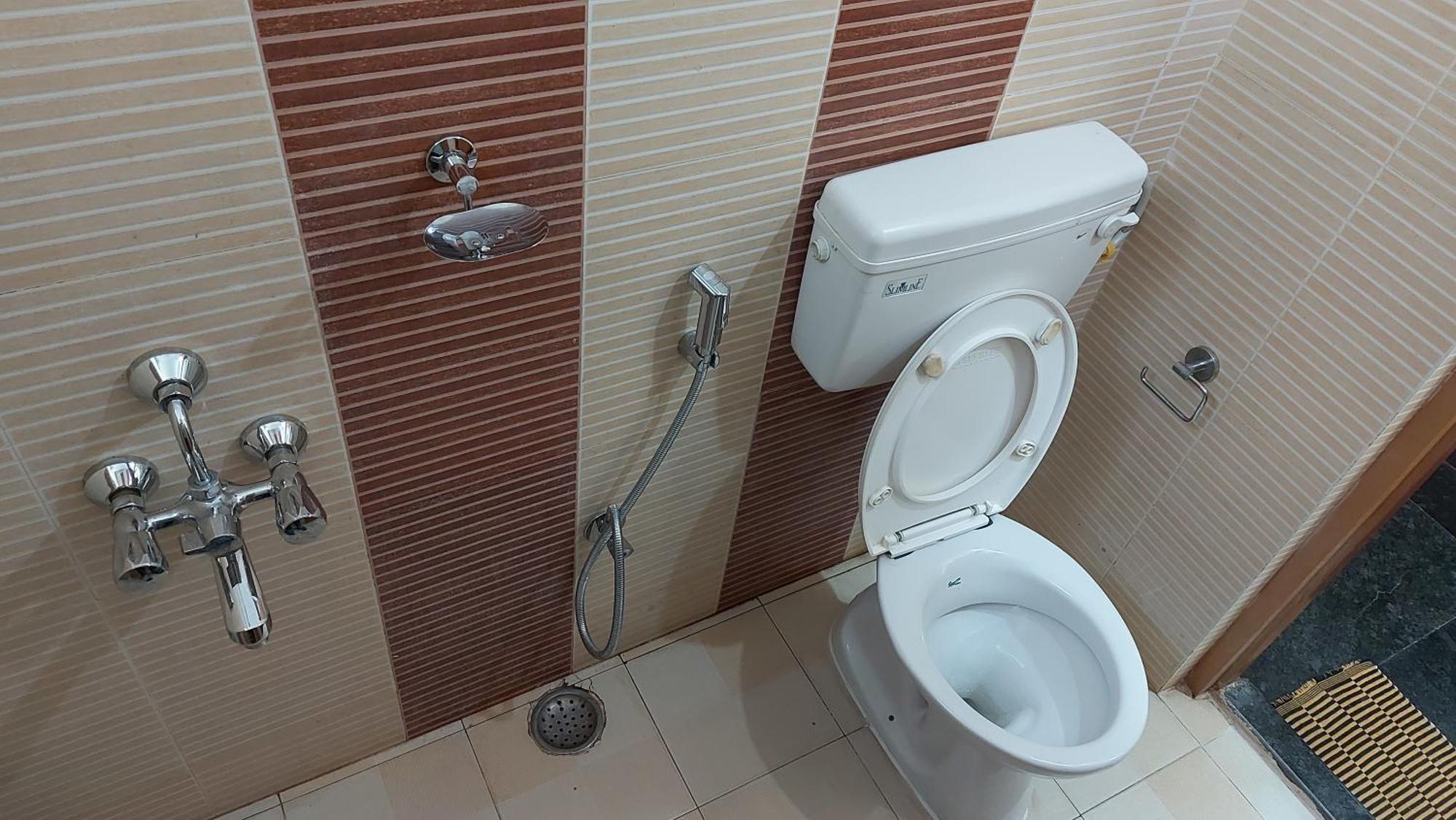 Hotel Ksr Grand Srikalahasti Εξωτερικό φωτογραφία